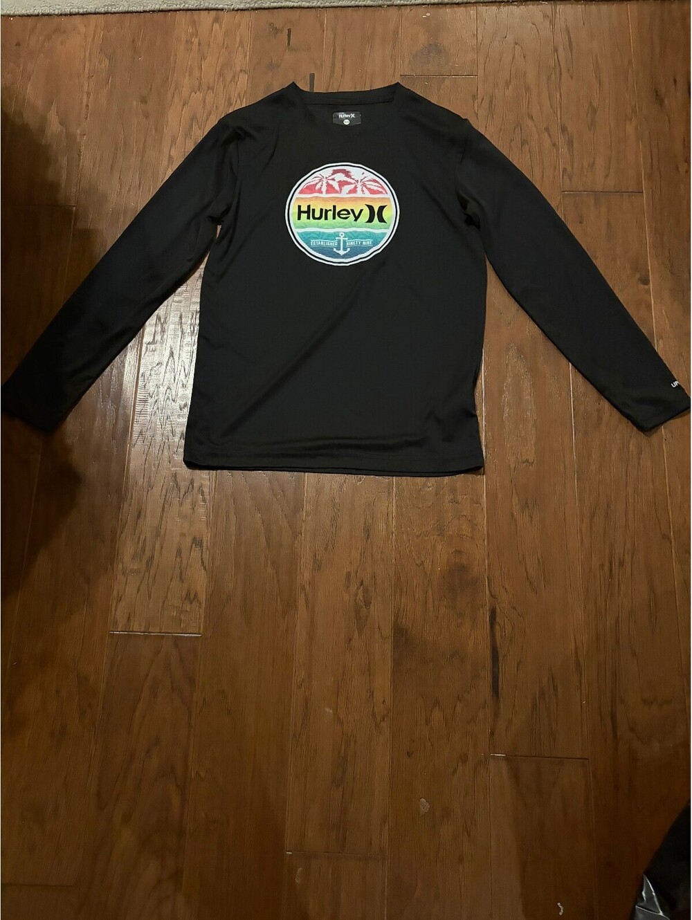 Hurley Boys' Long Sleeve UPF 50+ Rash Guard Shirt Size 14/16 (nwot)
